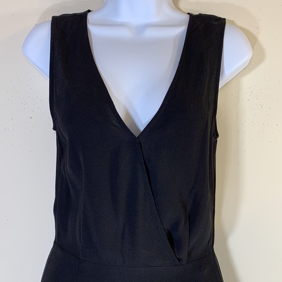 NWT. & Other Stories V Neck Mini Dress Size-2. - Picture 4 of 12